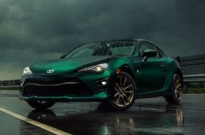 Toyota посвятила спецверсию GT86 горной дороге в Японии