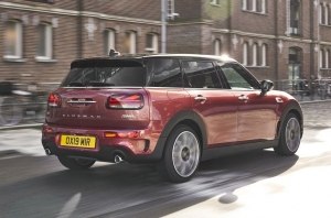 MINI впервые обновил Clubman второго поколения