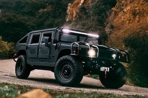 Американцы построили «трижды черный» 510-сильный Hummer H1