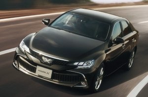 Toyota решила отказаться от больших седанов Mark X