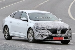 Обновленный седан Renault Talisman готовится к выходу